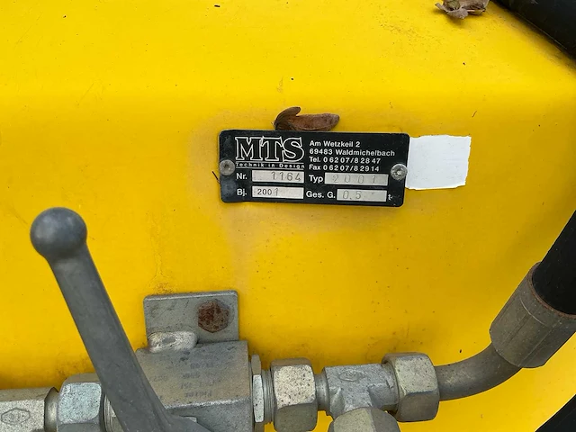 Mts 2001 met benzine motor briggs & stratton onkruidborstel - heftruck - afbeelding 8 van  8