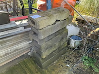 Muba diverse betonnen herasvoeten en hekken - afbeelding 1 van  6