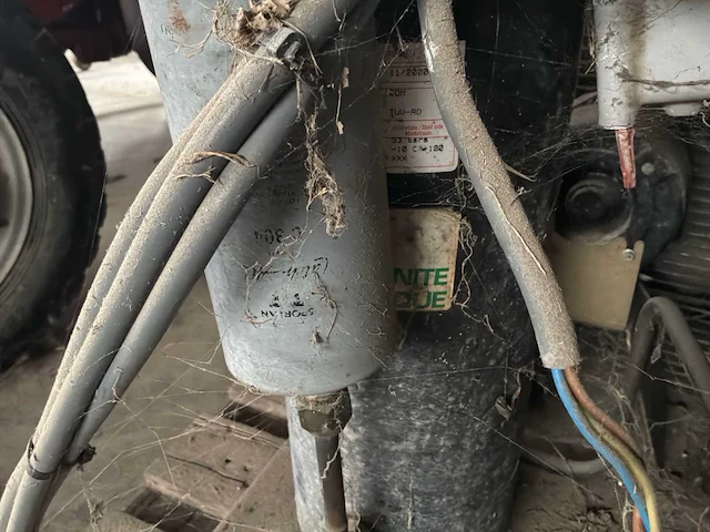 Mueller europa melktank - gekoelde melktank – 4.143 liter - afbeelding 10 van  19