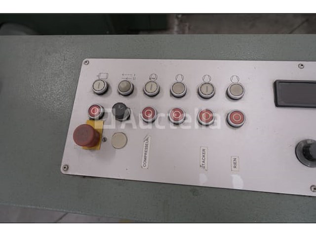 Muller martini naaimachine - afbeelding 29 van  38