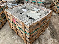 Multi brown limestone natuursteen tuintegels ca. 21,44m2 - afbeelding 4 van  4