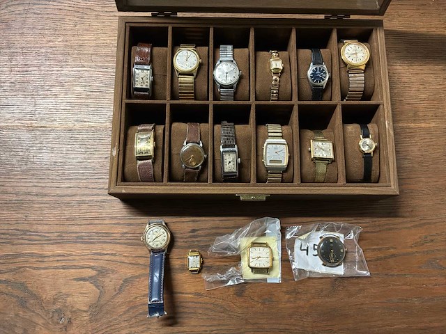 Multi-merk - pontiac - verdal - omega - oris - seiko - zaria - tollet - sully verschillende modellen polshorloge - afbeelding 1 van  17