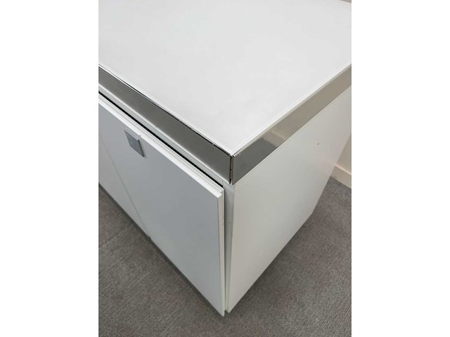 Multifunctioneel dressoir met ingebouwde fisher&paykel frigo - dressoir - afbeelding 7 van  14