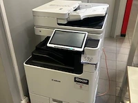 Multifunctionele printer met touchscreen en papierladen. werking niet gekend, canon imagerunner advance dx c5840i