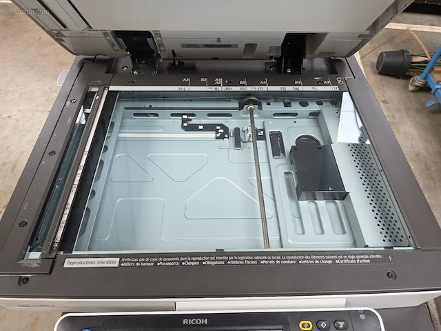 Multifunctionele printer ricoh mp c3003 - afbeelding 8 van  11