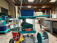 Multifuntionele schoonmaakwagen - afbeelding 1 van  2