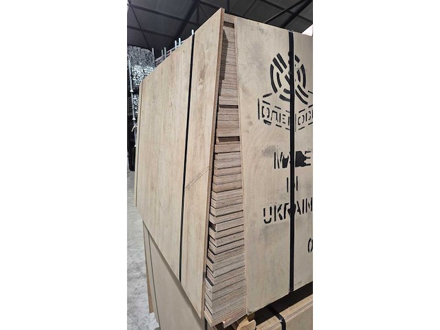 Multiplex betonplex stroken 2072x160x21 - 260st - afbeelding 1 van  1