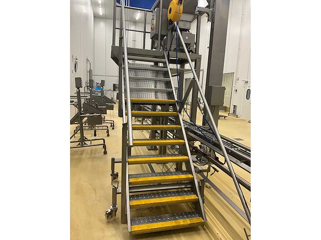 Multipond rvs normwagenlift en trilgoot op platform en met toebehoren - afbeelding 11 van  35