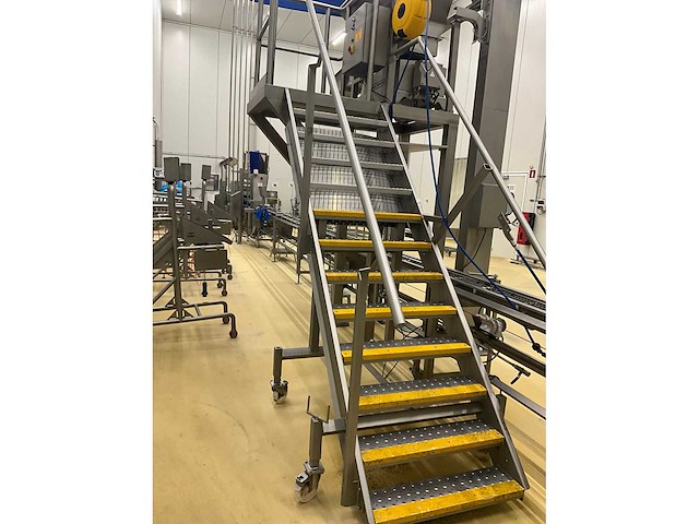 Multipond rvs normwagenlift en trilgoot op platform en met toebehoren - afbeelding 13 van  35