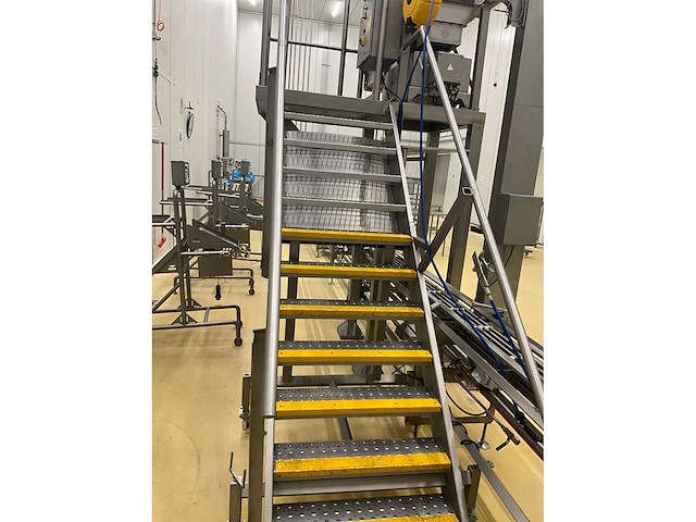 Multipond rvs normwagenlift en trilgoot op platform en met toebehoren - afbeelding 15 van  35