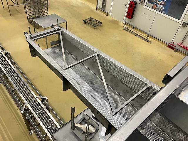 Multipond rvs normwagenlift en trilgoot op platform en met toebehoren - afbeelding 30 van  35