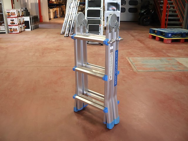 Multipurpose ladder - afbeelding 1 van  4