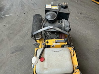 Multiquip sp2 betonzaag - afbeelding 6 van  8