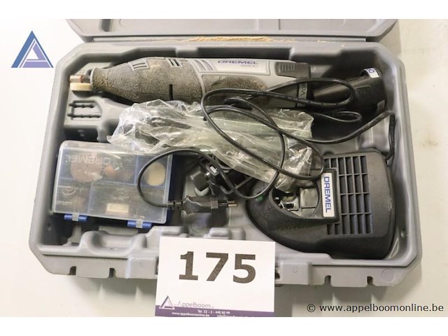 Multitool - dremel - 3000 toebehoren - verschillende bits en accessoires; koffer - afbeelding 3 van  3