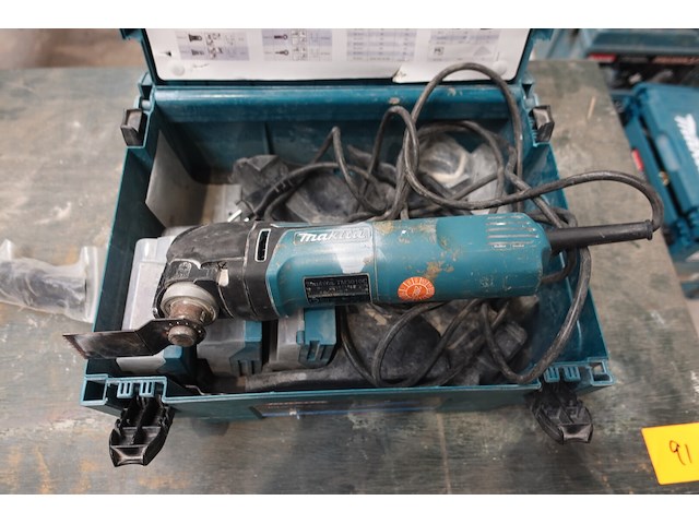 Multitool makita - afbeelding 2 van  5