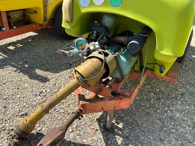 Munckhof getrokken spuitmachine - afbeelding 4 van  6