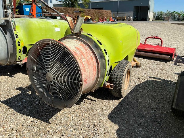 Munckhof getrokken spuitmachine - afbeelding 3 van  4