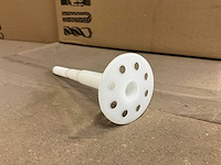 Mungo 8 x 125 / 95 partij isolatiedoornen (96x) - afbeelding 2 van  5