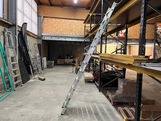 Munk - 41312 - ladder and stair - afbeelding 1 van  4