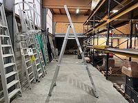 Munk - platformtrap 8 treden met wielen