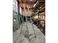 Munk - platformtrap 8 treden met wielen - afbeelding 3 van  7