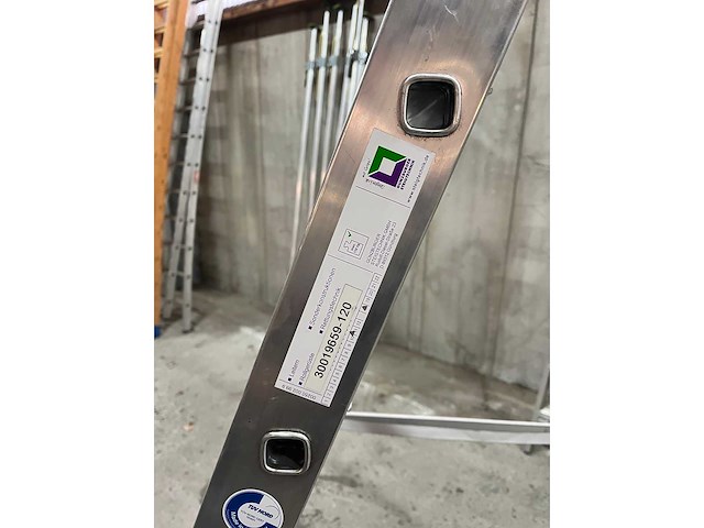 Munk - platformtrap 8 treden met wielen - afbeelding 4 van  7