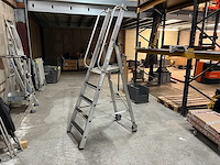 Munk - trapladder antisliptreden r13