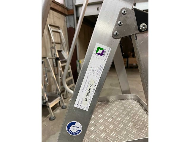Munk - trapladder antisliptreden r13 - afbeelding 2 van  5