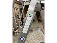 Munk - trapladder antisliptreden r13 - afbeelding 2 van  5