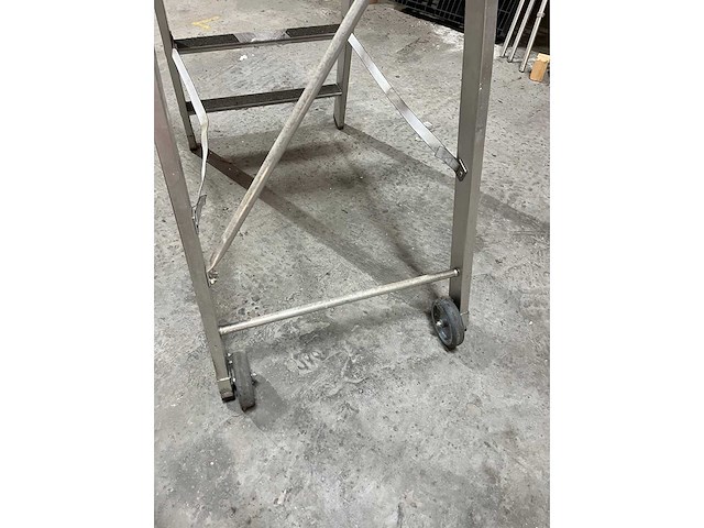 Munk - trapladder antisliptreden r13 - afbeelding 3 van  5