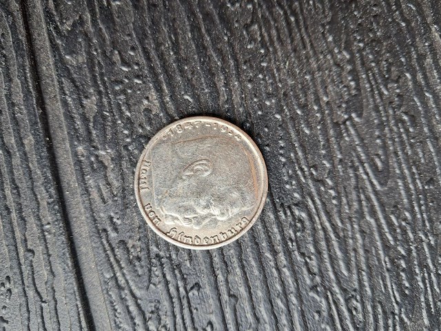 Munt uit het derde rijk 1938.rijksadelaar materiaal 62,5 % zilver en 37,5 % koper - afbeelding 2 van  2