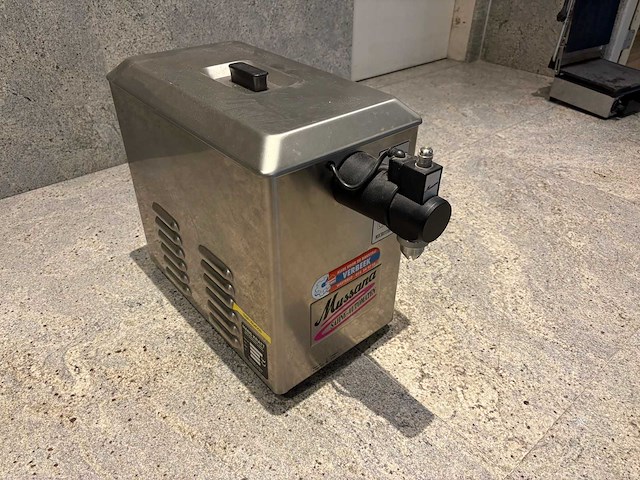 Mussana slagroommachine - afbeelding 2 van  6