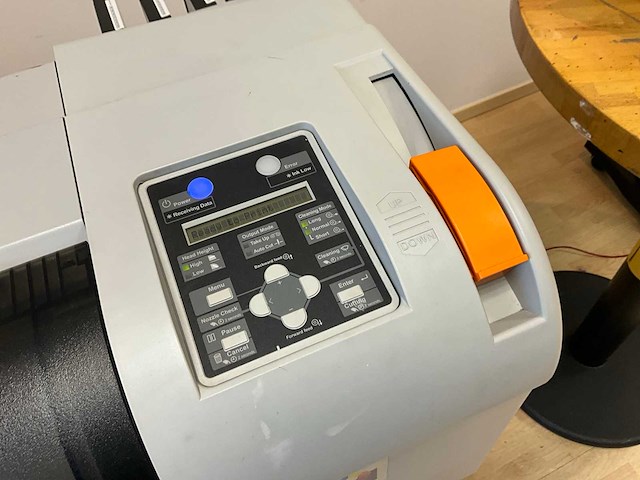 Mutoh valuejet 1324x grootformaat printer - afbeelding 4 van  7