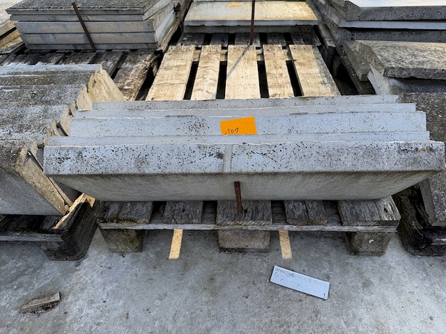 Muurkap beton - afbeelding 1 van  1