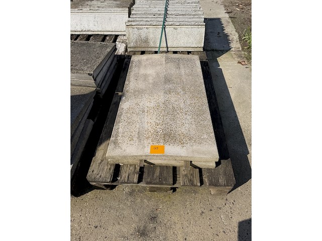 Muurkap beton - afbeelding 1 van  1