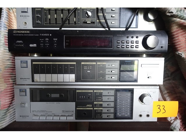 Muziekinstallatie sanyo en pioneer - afbeelding 3 van  6