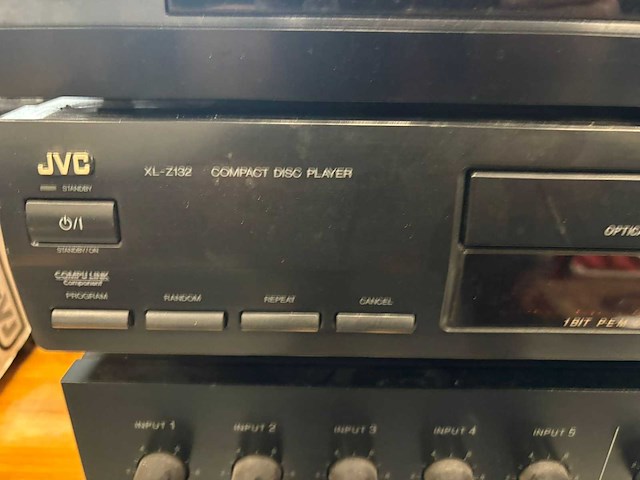 Muziekinstallatie - afbeelding 3 van  5