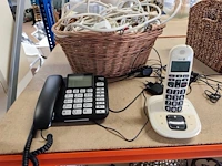 Muzieksysteem philips mcm2050, draagbare telefoon doro, vaste telefoon gigaset dl580, rietenmand met 4 verlengsnoeren - afbeelding 5 van  6