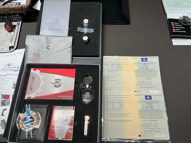 Mv agusta f6 r motorfiets - afbeelding 7 van  20