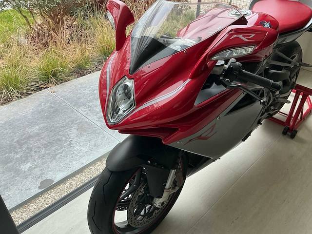 Mv agusta f6 r motorfiets - afbeelding 17 van  20