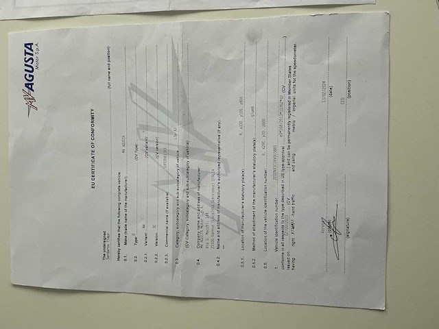 Mv agusta superveloce brommer - afbeelding 3 van  11