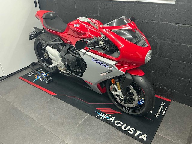 Mv agusta superveloce brommer - afbeelding 1 van  11