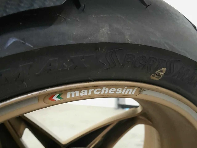 Mv augusta f4.s.750 motorfiets - afbeelding 15 van  29