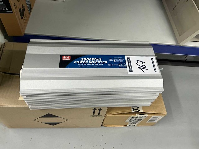 Mw a301-2k5-f3 inverter - afbeelding 1 van  2