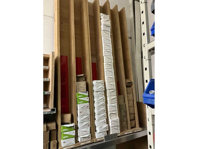 Mw diverse transformators (230x) - afbeelding 7 van  23