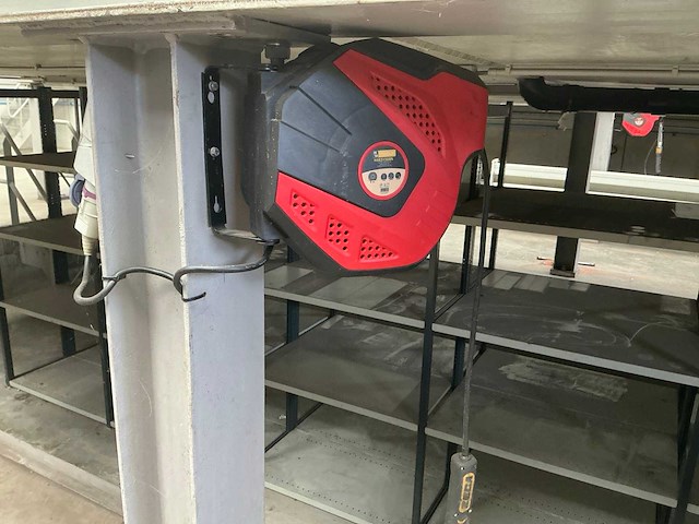 Mw tools kabelhaspel - afbeelding 1 van  3