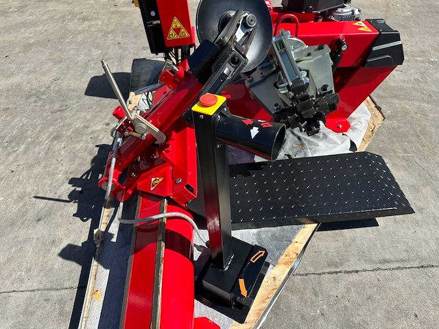 My - 2025 - ad960 - banden de-en montageapparaat - afbeelding 17 van  26