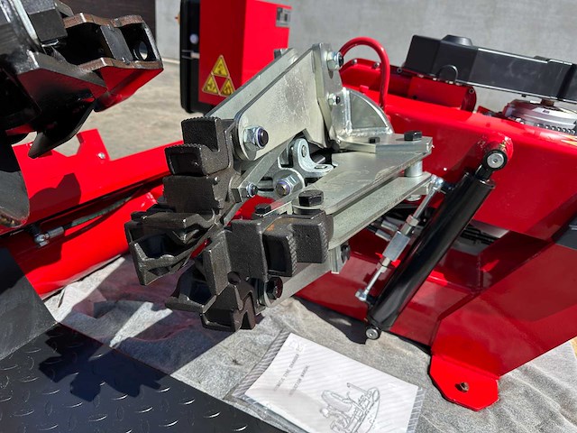 My - 2025 - ad960 - banden montageapparaat - afbeelding 1 van  10