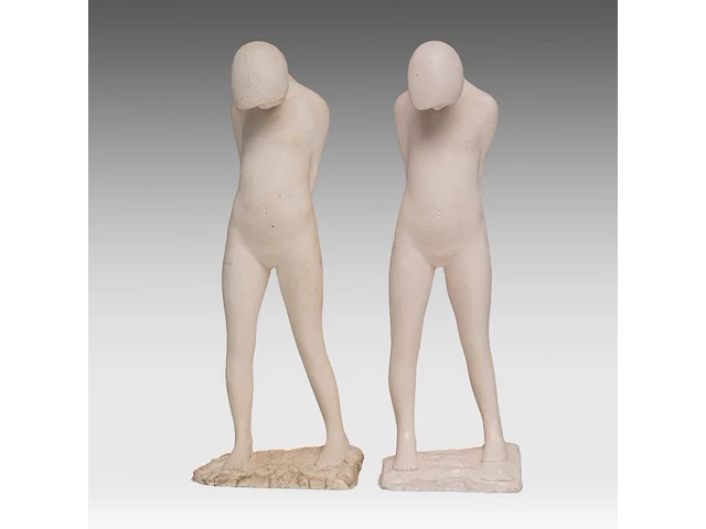 Myriam eyckens (1938), two nude figures looking at the ground, 1970, plaster, n° 1/3, 38.5 cm. (15.16 in.) - afbeelding 1 van  8