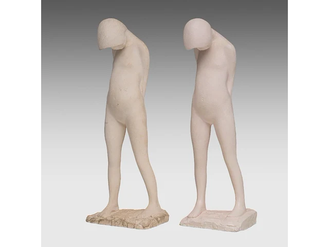 Myriam eyckens (1938), two nude figures looking at the ground, 1970, plaster, n° 1/3, 38.5 cm. (15.16 in.) - afbeelding 2 van  8